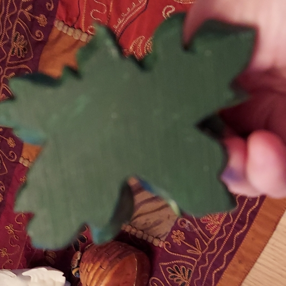 Bee hive with flowery holder - Picture 8 of 9